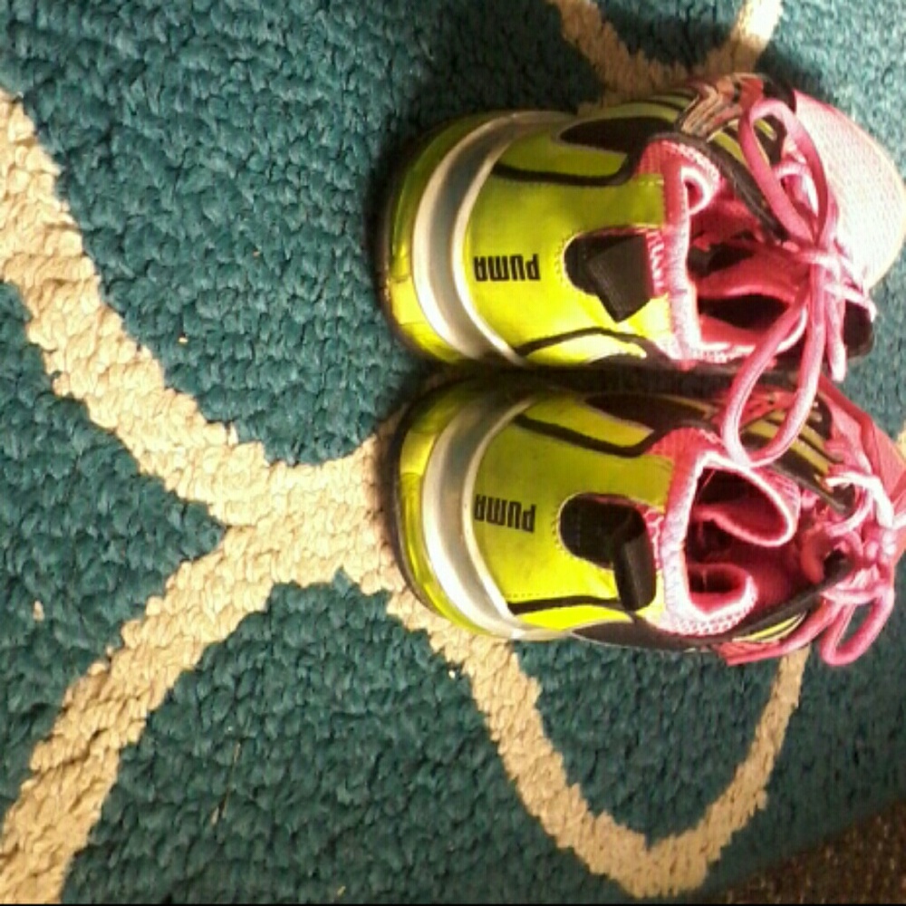Shoes - Picture 2 of 3
